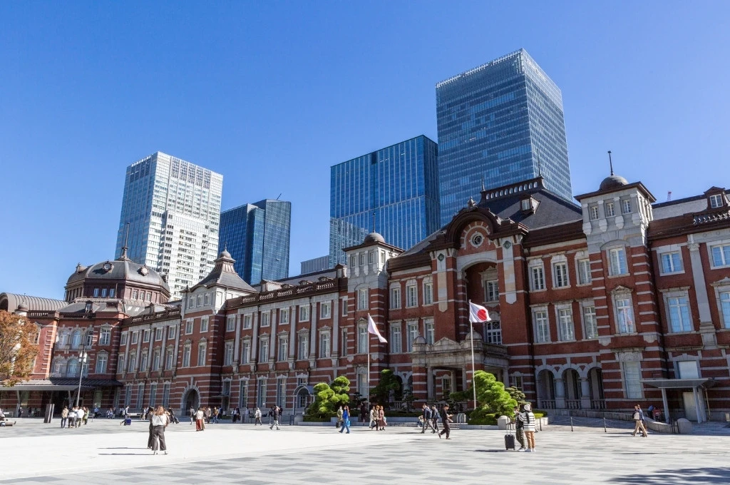 Tokyo station, purchase prepaid IC card