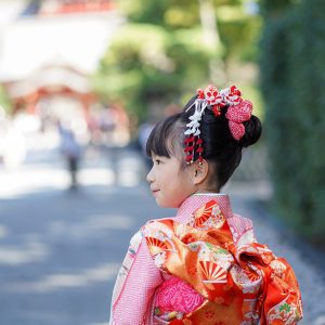 girl wearing kimono in Kamakura