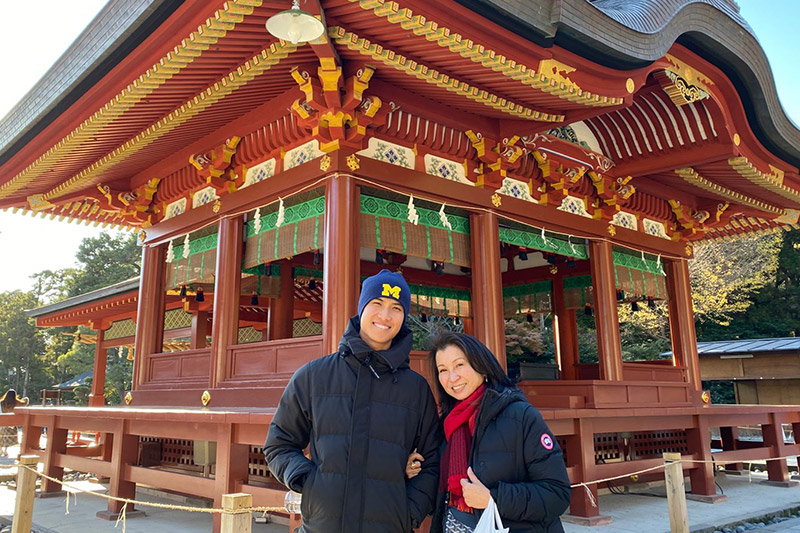 japan tour guide cost