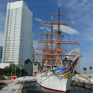 yokohama city center boats